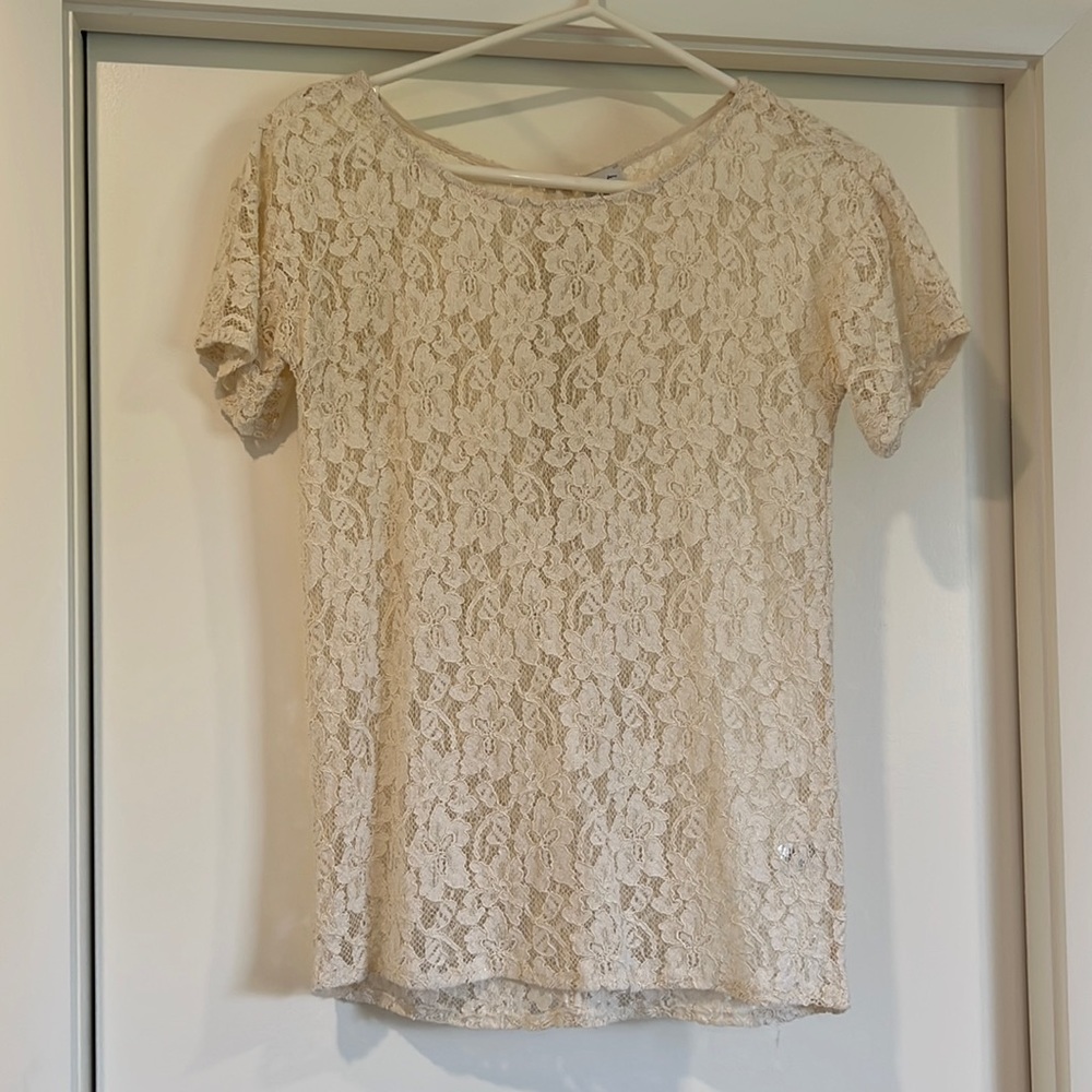 Aritzia Babaton Cream Lace Top